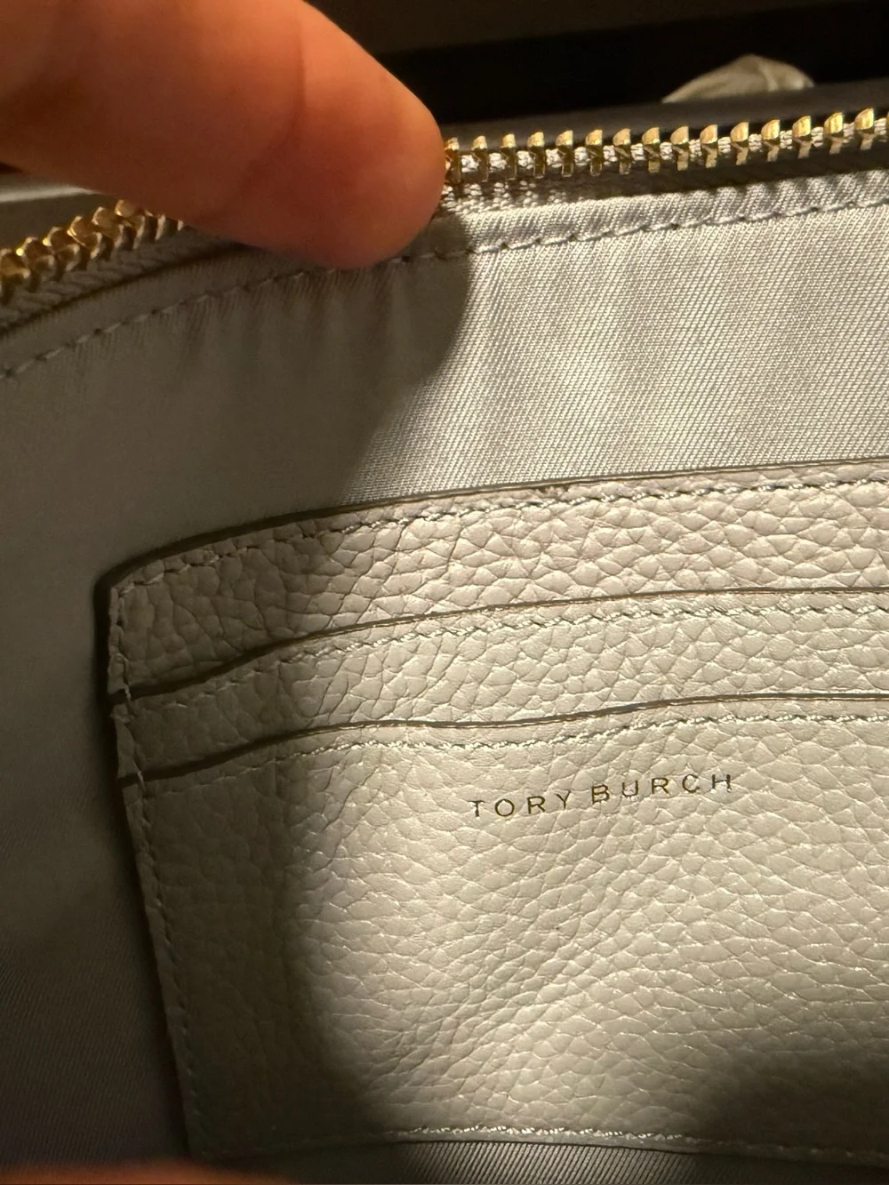 Tory Burch Gray Pebbled Leather Logo Wristlet Clutch